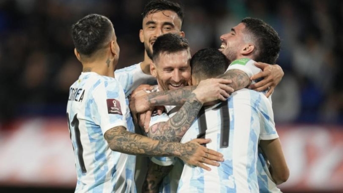Messi tìm lại cảm giác ghi bàn trong màu áo của đội tuyển Argentina
