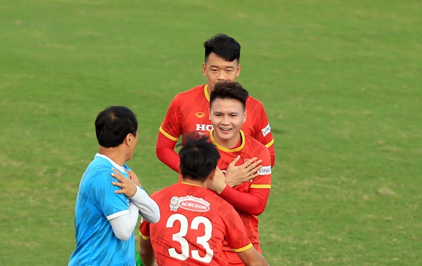 Trước trận gặp Trung Quốc, tuyển Việt Nam bất ngờ để thua