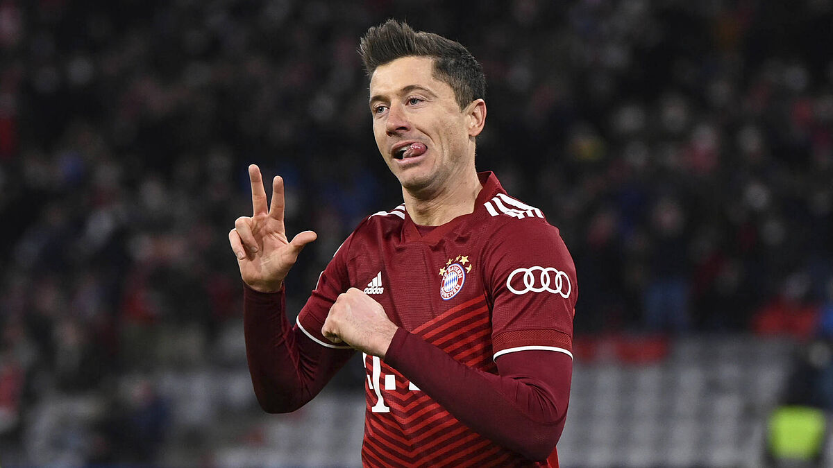 Barcelona chuẩn bị chiêu mộ Robert Lewandowski