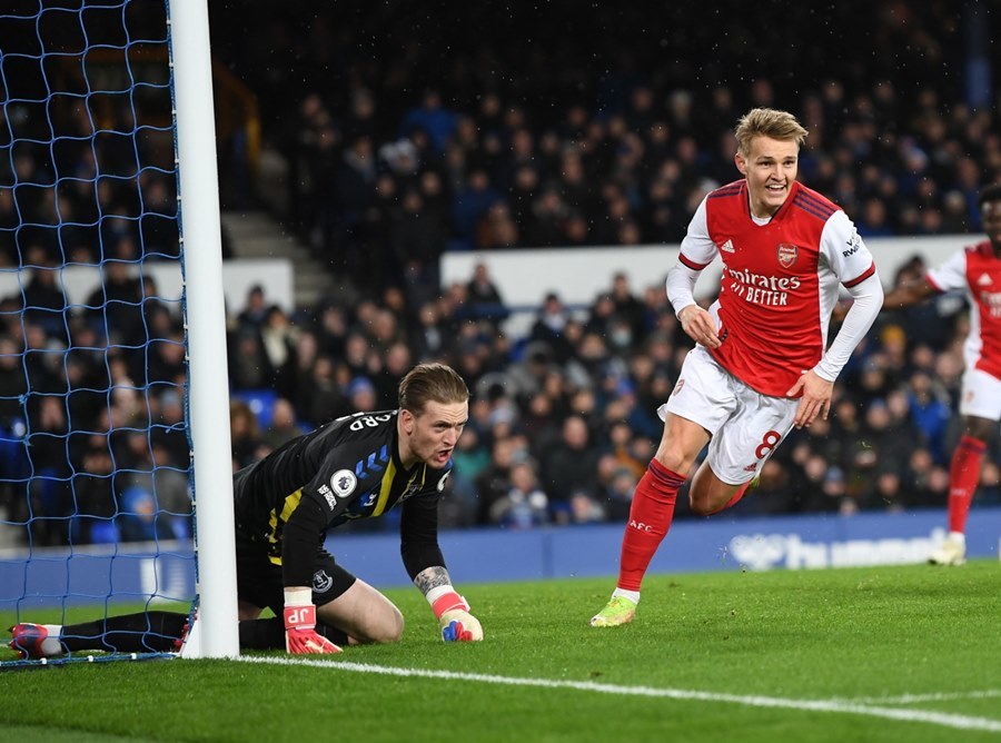 Everton 1-2 Arsenal Martin Odegaard 