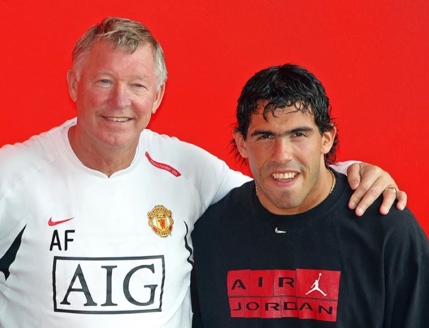 Sir Alex Ferguson và Carlos Tevez