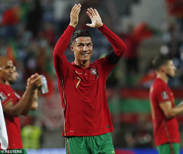 Cristiano Ronaldo được trao kỷ lục Guinness thế giới