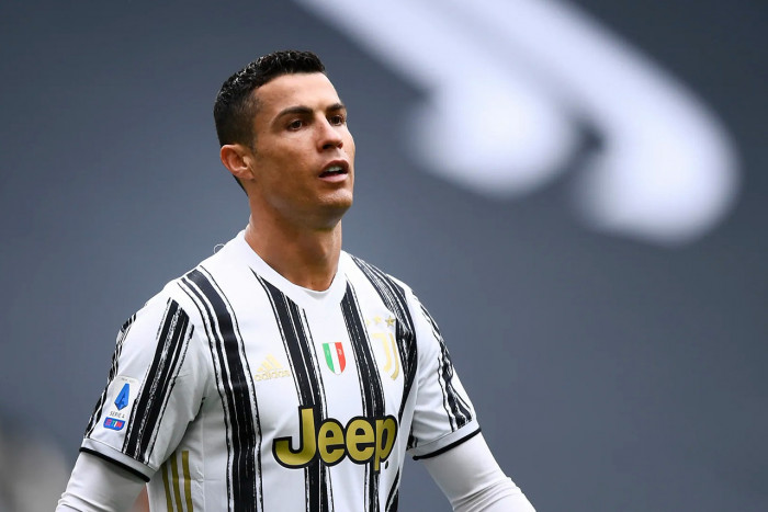 Ronaldo bị kẹt lại ở Turin