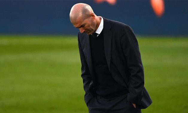 Zidane ra đi
