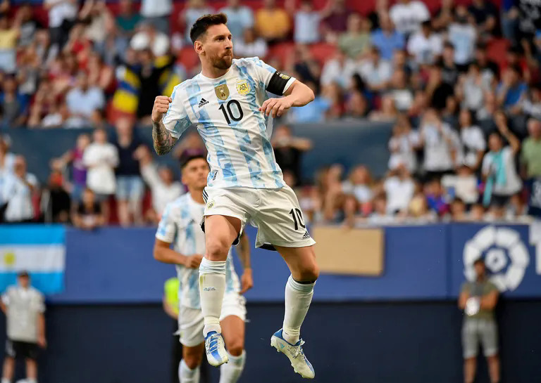 Messi có lần thứ hai ghi được 5 bàn trong một trận đấu 