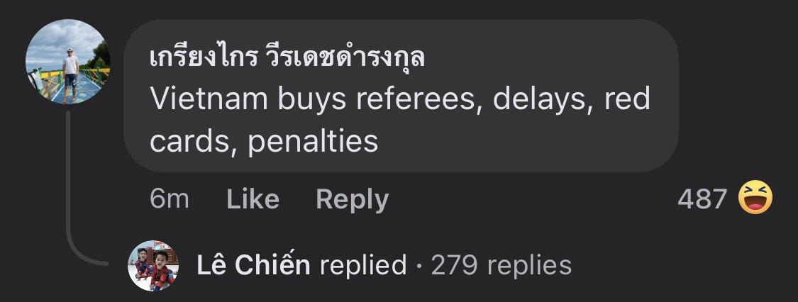 Việt Nam mua trọng tài, câu giờ, thẻ đỏ và penalty