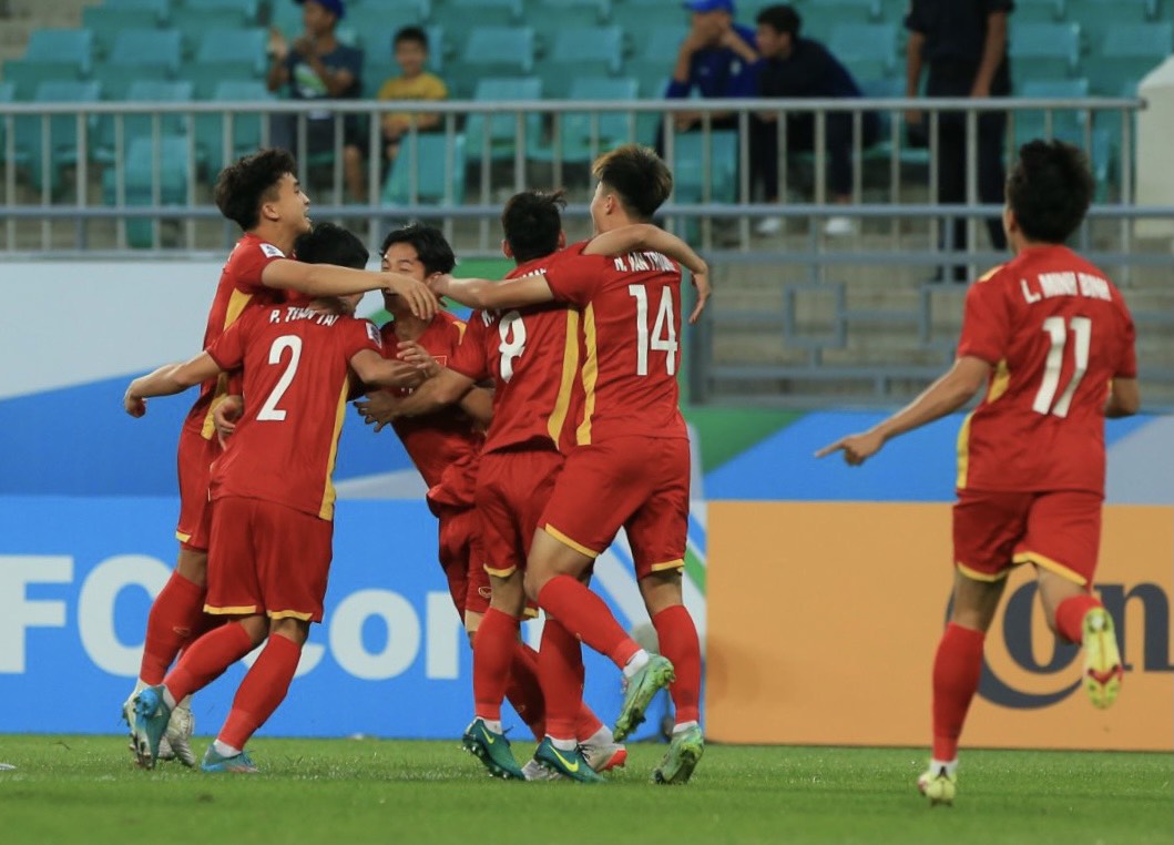 Việt Nam tiếp tục sản sinh ra một lứa cầu thủ cực kỳ tài năng
