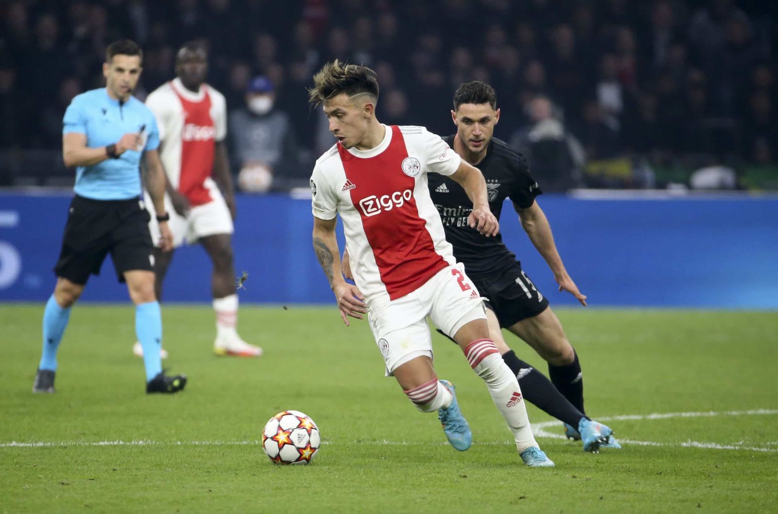 Martinez đã có 5 năm phát triển vượt bậc trong màu áo của Ajax