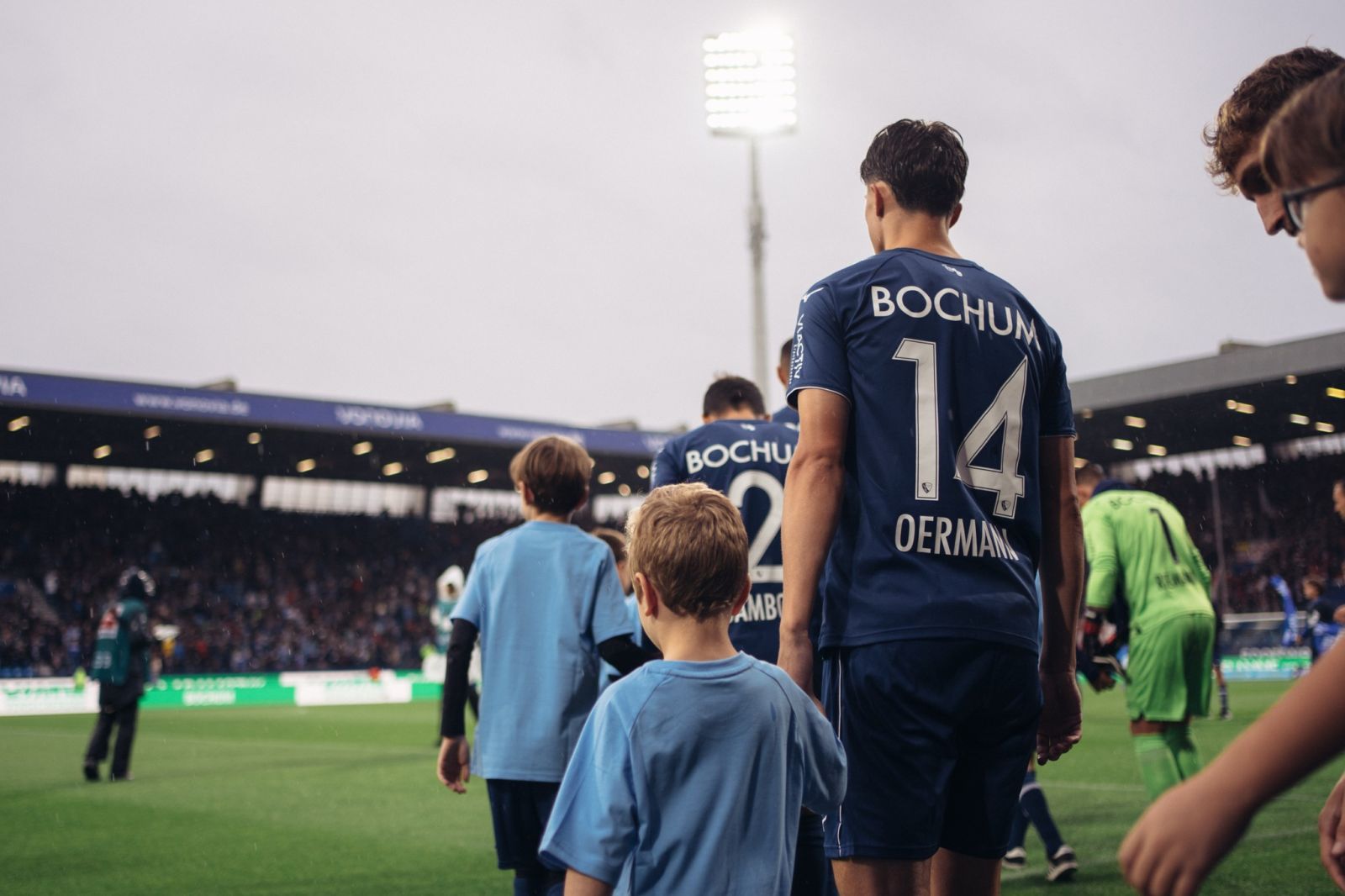 Soi kèo Bochum vs Frankfurt