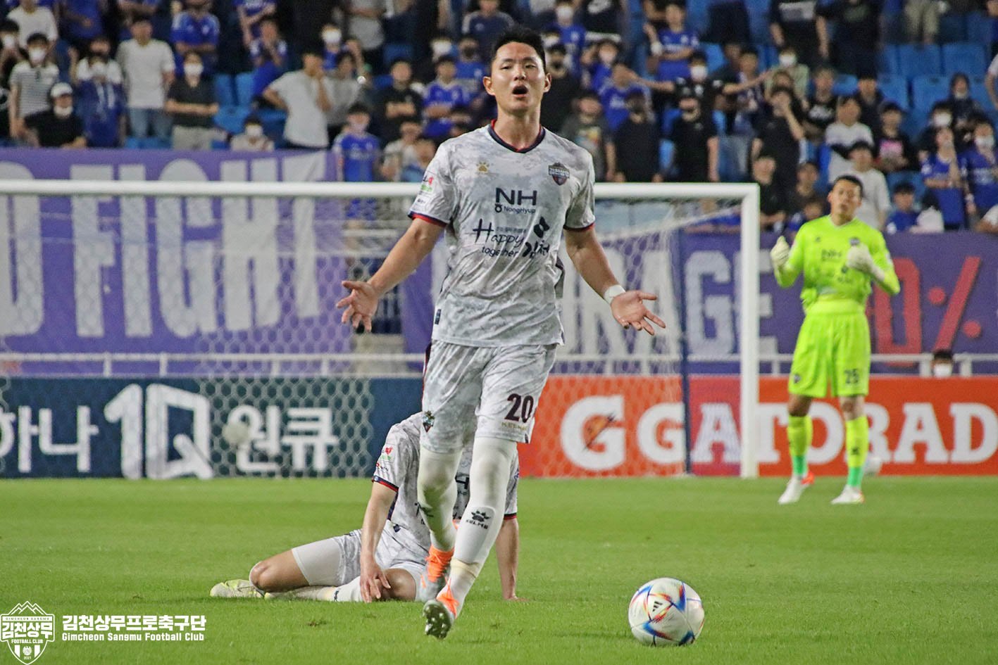 soi kèo Gimcheon Sangmu vs Pohang Steelers