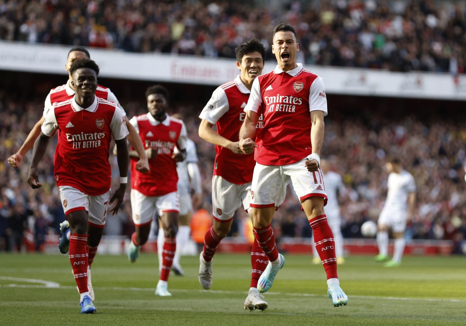 Soi kèo Arsenal vs Nottingham, Premier League 