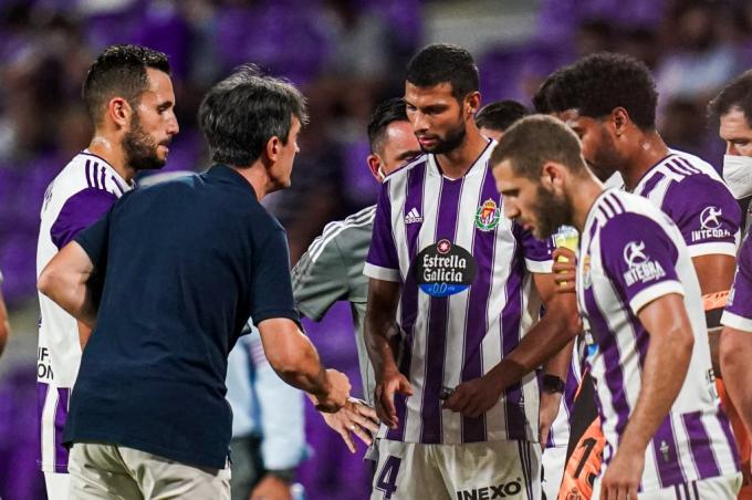 Soi kèo Valladolid vs Almeria 