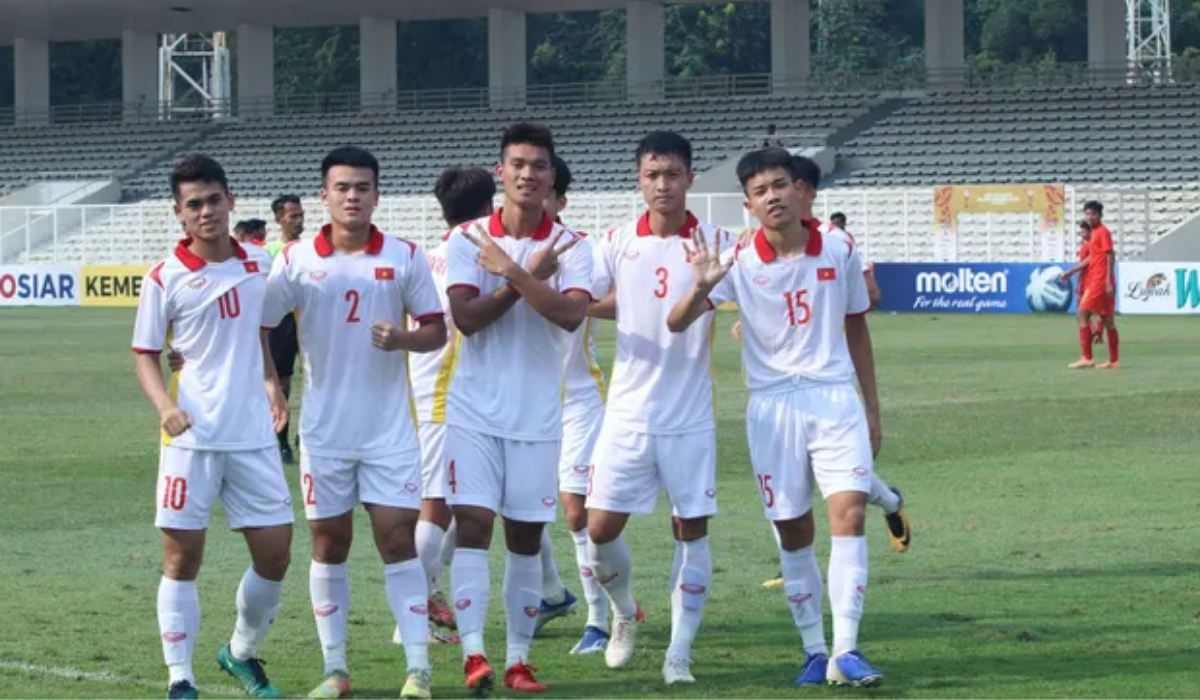 U19 Việt Nam đang xếp ở vị trí đầu bảng A với 10 điểm có được