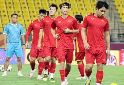 Danh sách 23 cầu thủ Việt Nam đối đầu Ả Rập Xê Út