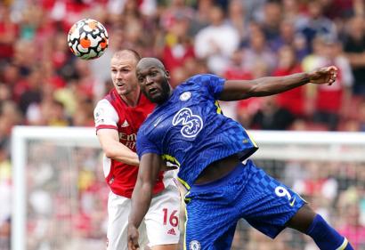 Sai lầm lớn của Arsenal trong việc kiềm tỏa Lukaku
