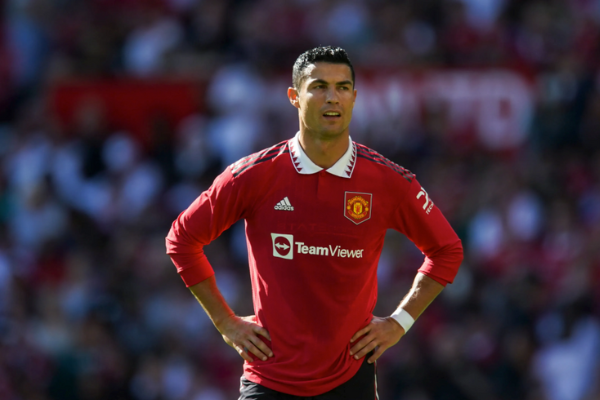 Ronaldo trở lại trong ngày Man United thi đấu nhạt nhòa