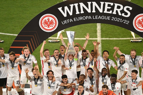 Rangers - Frankfurt tạo ra trận chung kết Europa League kịch tính