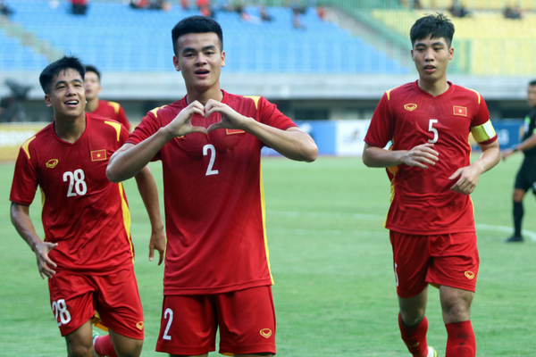 Đội hình hai U19 Việt Nam tỏa sáng trước U19 Brunei
