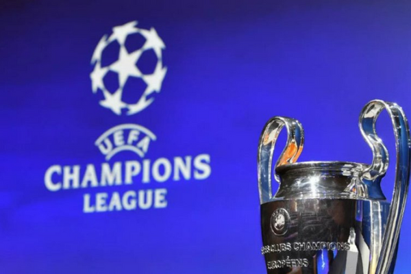 Champions League thay đổi cách thức tổ chức 