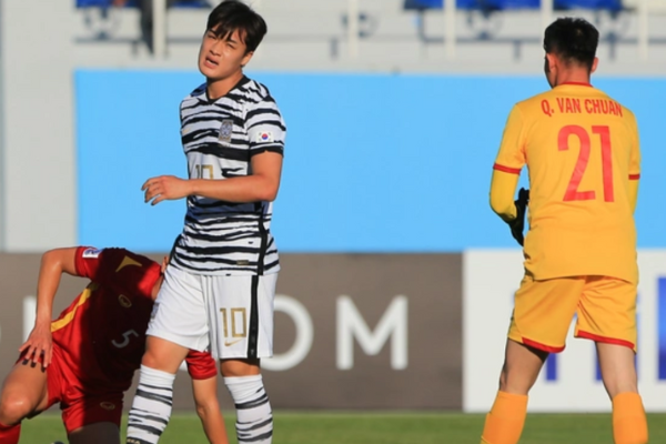 Tiền đạo U23 Hàn Quốc mất ngủ sau trận hòa trước đội tuyển Việt Nam
