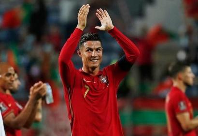 Cristiano Ronaldo chính thức được trao Kỷ lục Guinness Thế giới