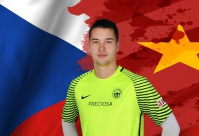 Vụ Filip Nguyễn: Báo Trung Quốc chê bóng đá Việt Nam “nghèo mạt”