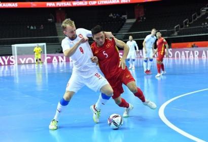 Tiến vào vòng 1/8 World Cup, tuyển Futsal Việt Nam được VFF thưởng bao nhiêu?